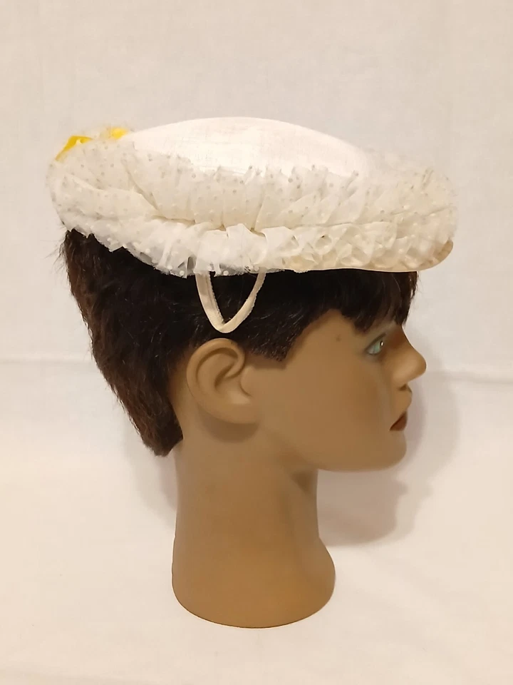 Vestido de Pascua vintage años 50 iglesia damas sombrero con lazo amarillo Foto 2 de 4