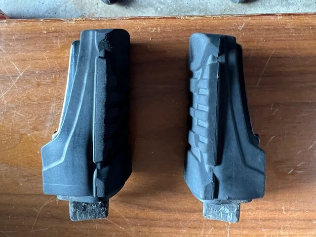 BMW R 1250 GS Fußrasten hinten beide Seiten - Bild 3 von 3