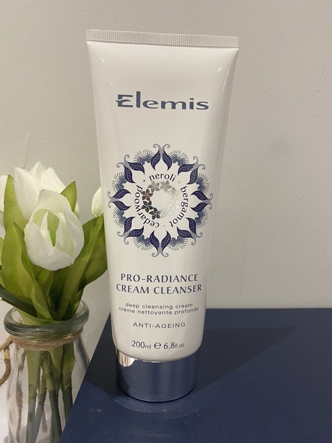 elemis limited edition pro radiance cream cleanser
