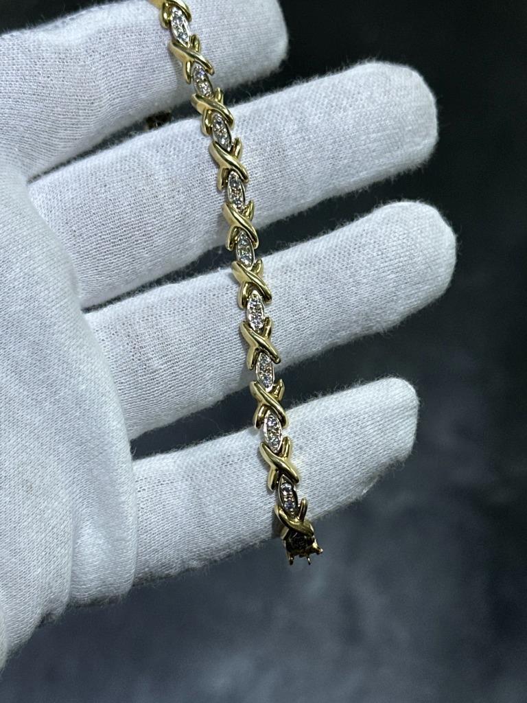 Picture 11 of 23