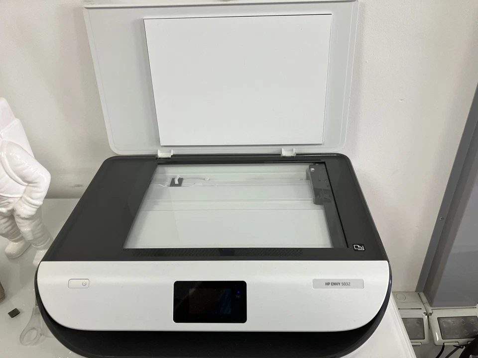 Stampante All-in-One HP ENVY 5032 - Immagine 4 di 4