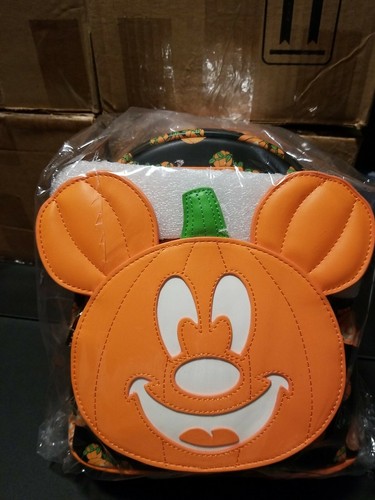 NWT Loungefly Disney Halloween Pumpkin 