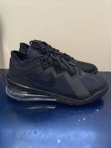 lebron 18 low zero dark 23
