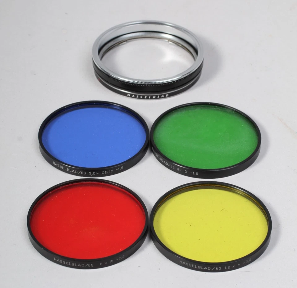 HASSELBLAD B50 SERIES 63 FILTER HOLDER & FILTERS RED YELLOW GREEN BLUE W CASE - Image 2 of 4