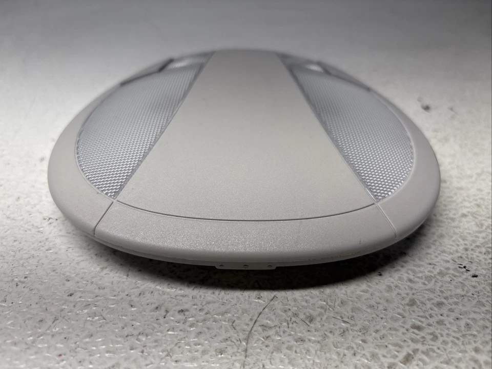 06-11 Mercedes W211 E350 CLS350 CLS550 Luz trasera cúpula mapa de lectura OEM Foto 3 de 4