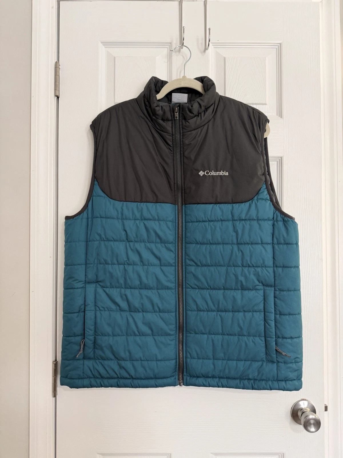 Columbia Men's Insulated Full Zip Vest Blue Gray Logo Zipper Size L