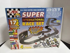 SLOT CARS TOMY TEAM AFX SUPER INTERNATIONAL RACE SET HO SCALE ROAD RACING