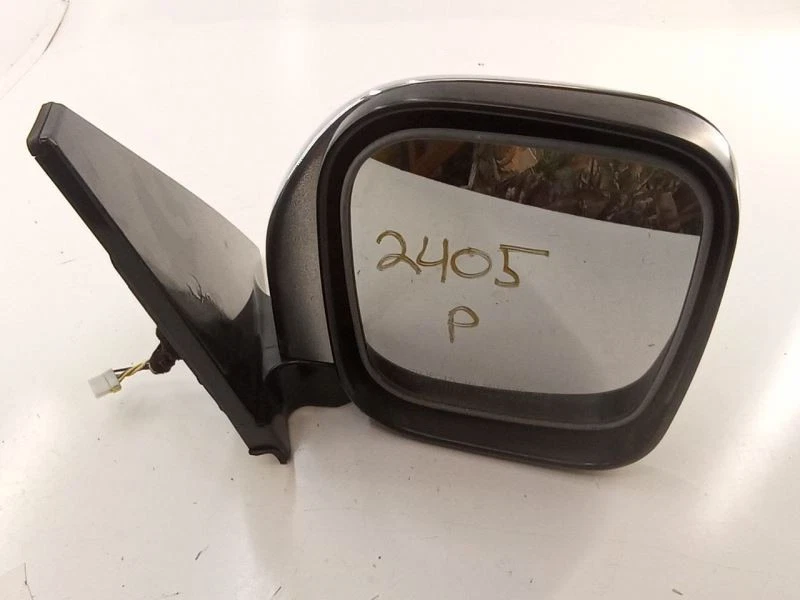 2001-2004 Mitsubishi Montero Passenger Right Mirror Chrome Heated OEM  - Image 3 of 4