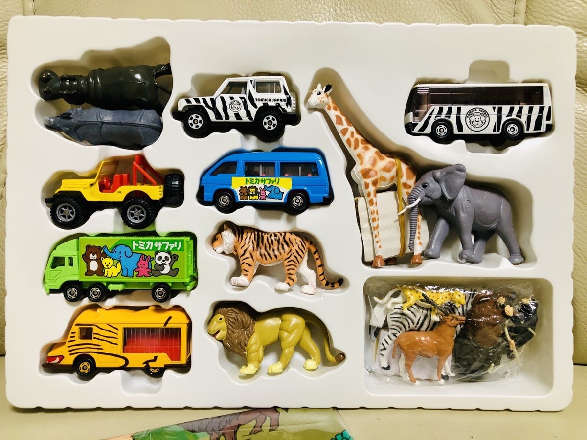Tomica Tomy Safari Set - Box Set - Complete with Playmat - Made In