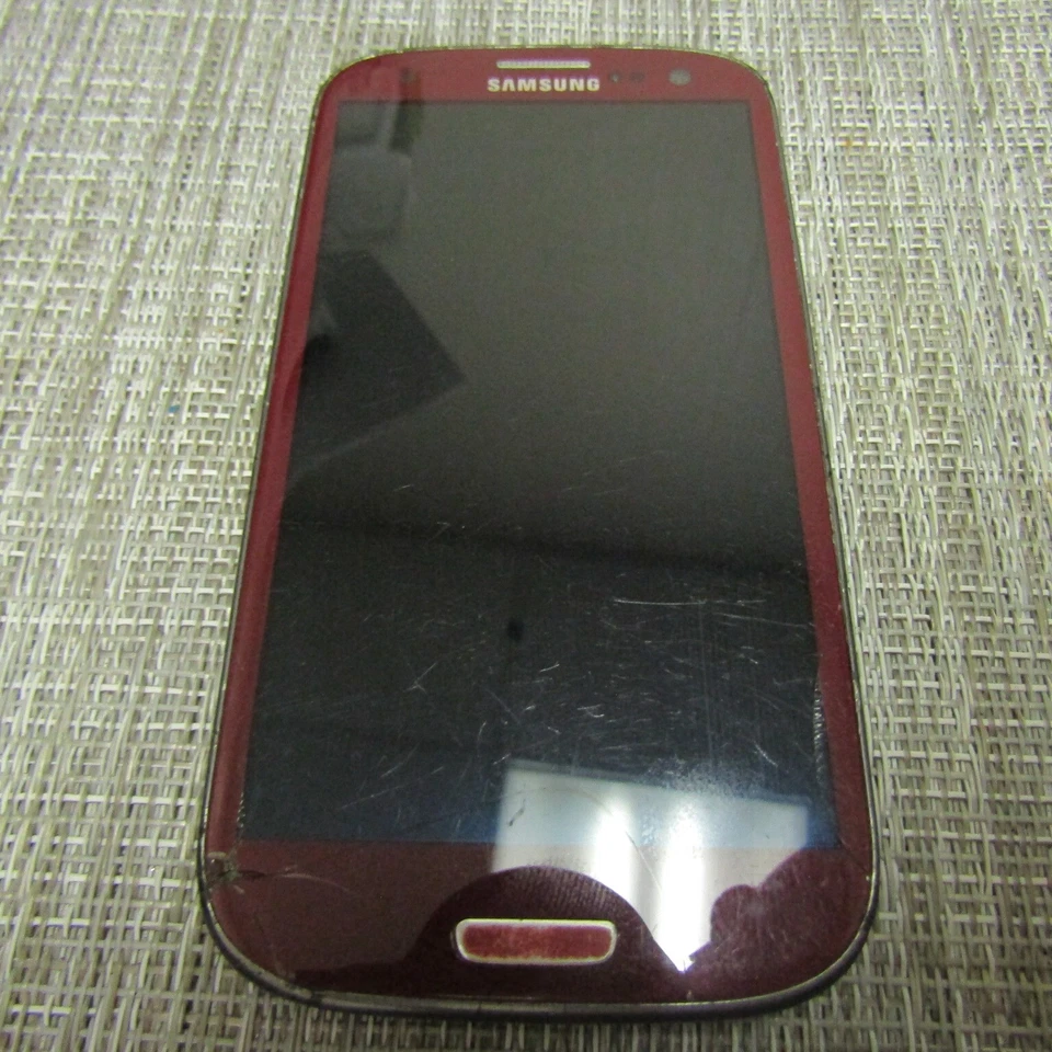 SAMSUNG GALAXY S3 (BOOST MOBILE) WORKS, PLEASE READ!! 63957 - Image 2 of 3
