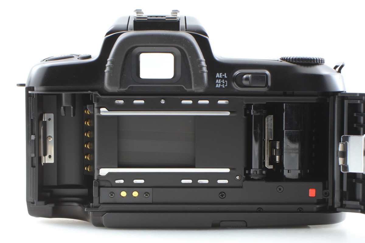 Exc+5 w/Battery]Nikon F-601 Quartz date AF 35mm SLR Camera