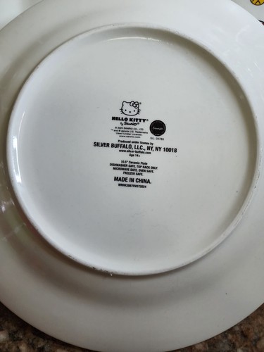 SANRIO Hello Kitty Halloween Thanksgiving 8" Dinner Plates Set of 4 Pumpkin - Picture 7 of 7