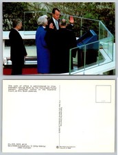 George H.W. Bush Vice President Oath 1981 Postcard Barbara Bush Potter Stewart