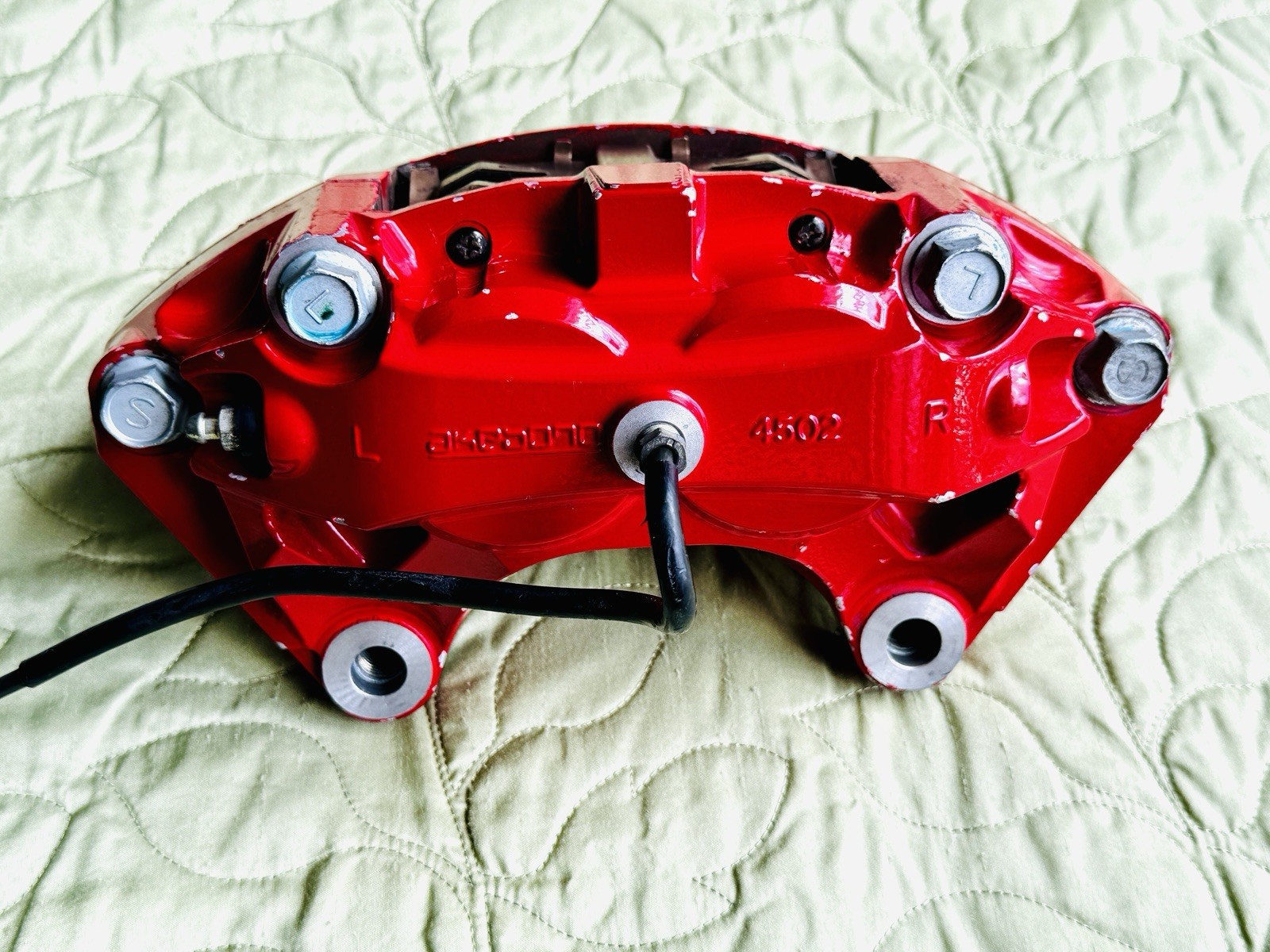 2017-2022 Infiniti Q60 Red Sport AKEBONO 4502 Front Caliper Set Complete! Used