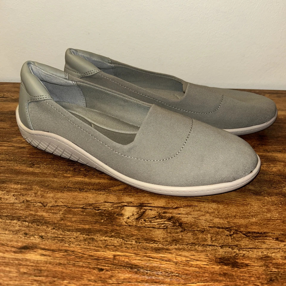 Easy Spirit Women's Gift Slip-On Flat, Size 6M, Gray - Image 4 of 4