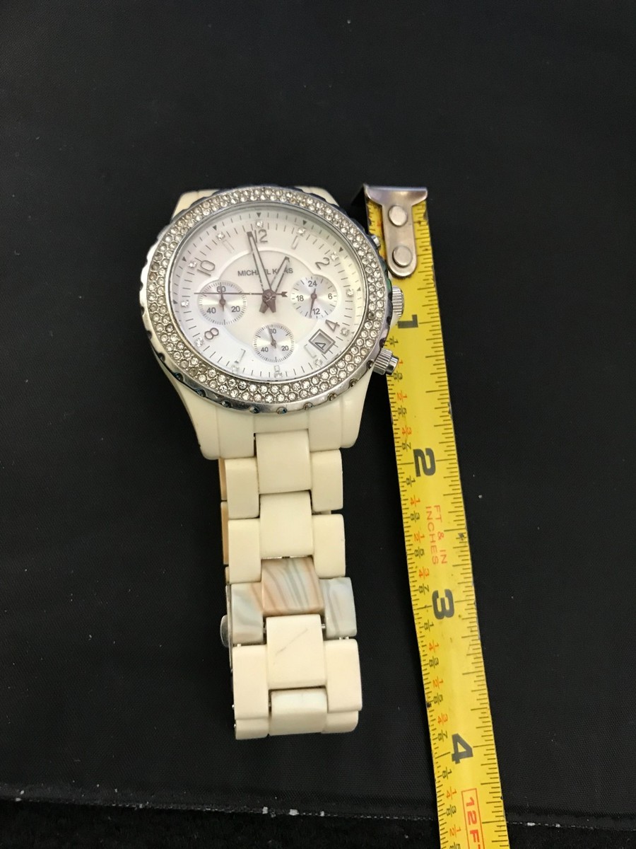 Michael Kors MK-5300 White Tone 41mm Quartz Ladies Watch  display picture 3
