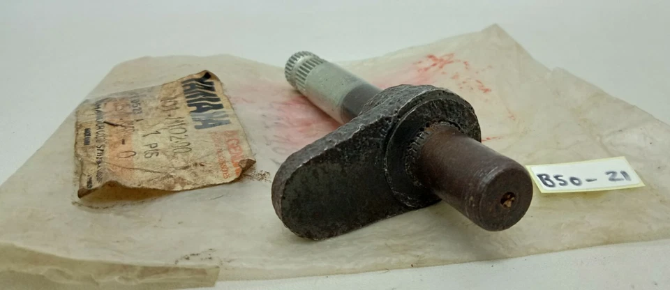 Yamaha DT100 DT100X DT100B MX100 Change Shift Assy 2 401-18102-00 - Image 2 of 4