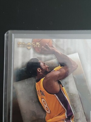Kobe Bryant 2000-01 UPPER DECK BLACK DIAMOND GALLERY FOIL INSERT 