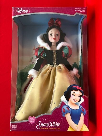 DISNEY Brass Key SNOW WHITE Porcelain Doll Royal Holiday Edition 16” 2003  NIB