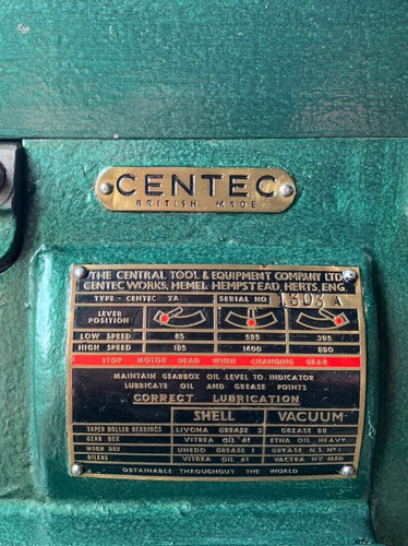 Centec 2A milling machine horizontal / vertical on cabinet 2mt head ...