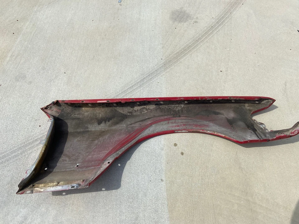 1268812301 FRONT FENDER LEFT W126 126 300SE 300SEL 300SD 300SDL 350SD 560SEL 420 - Image 2 of 2