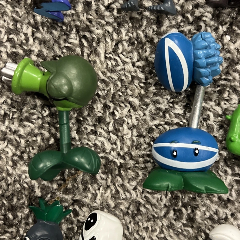 Lote de 16 mini figuras Plants vs. Zombies Foto 4 de 4