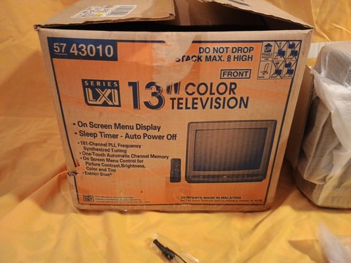 New Old Stock Vintage LXI 13" Farbfernseher Retro Gaming Fernseher mit Fernbedienung Open Box - Bild 2 von 20