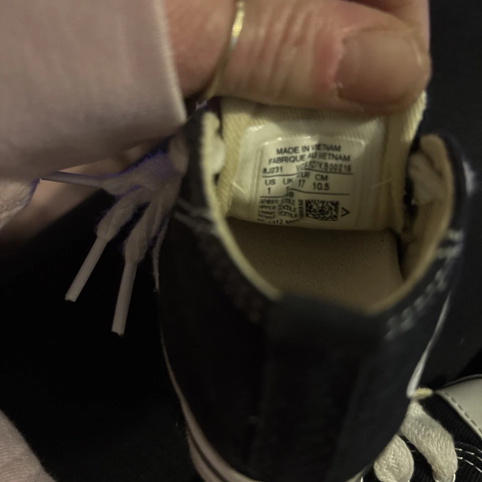 Zapatos Converse All Star Hi-Tops Chuck Taylor Talla 1 Bebé Infante Negro Blanco Foto 3 de 4