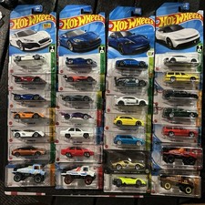 Hot Wheels Exotics Lot Of 28 Lamborghini Porsche Jaguar Mercedes Volvo Hot Wheels Exotics Lot Of 28 Lamborghini Porsche Jaguar Mercedes Volvo