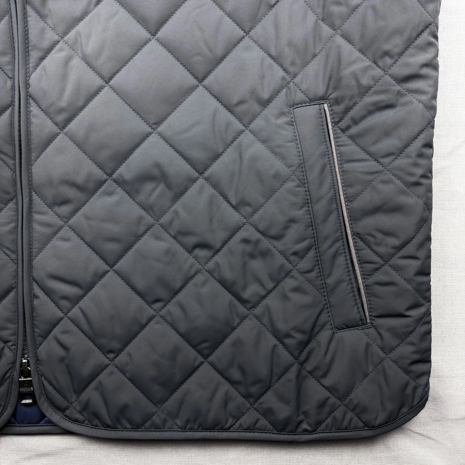 Peter Millar Crown Essex Full Zip Quilted Puffer Vest Jacket Iron Gray XL $245 - product detail image 3