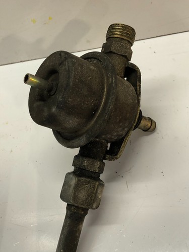 78-86 Porsche 928 Cold Start Fuel Injector / Distributor Pipeline - Picture 6 of 9