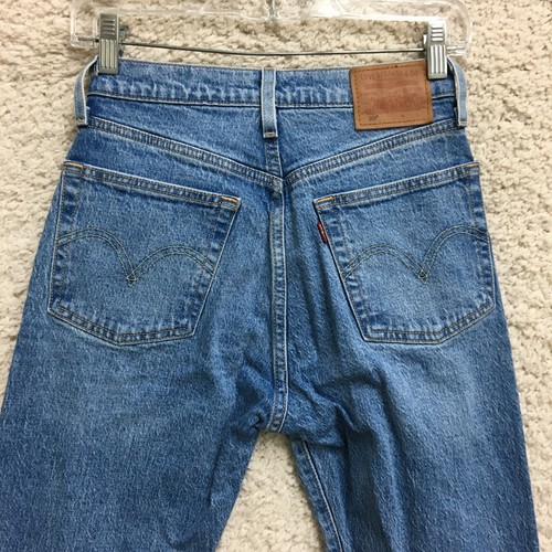 Jeans Levis 501 25 donna blu bottoni mosca gamba dritta lavaggio medio denim premium - Foto 7 di 15