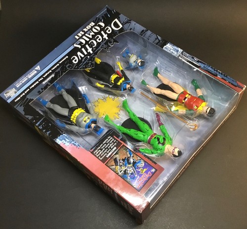 Batman Detective Comics Box Set Dc Direct 2010 - Foto 13 di 24