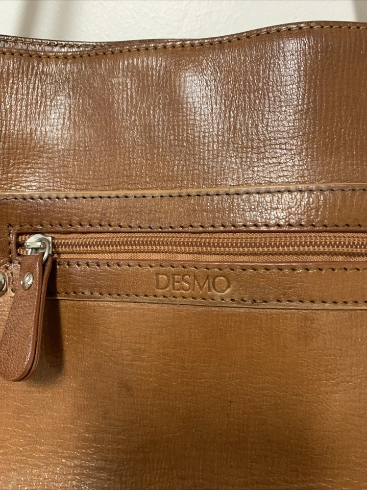 Bolso de Mano Desmo | Cuero Genuino | Hecho en Italia  Foto 2 de 4