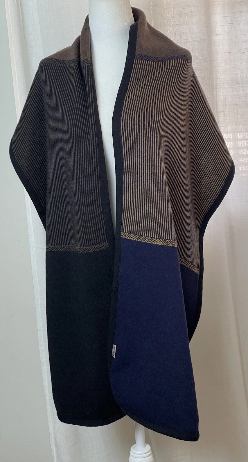ODA 100% ULL/Wool From Denmark Scarf Navy, Black & Brown