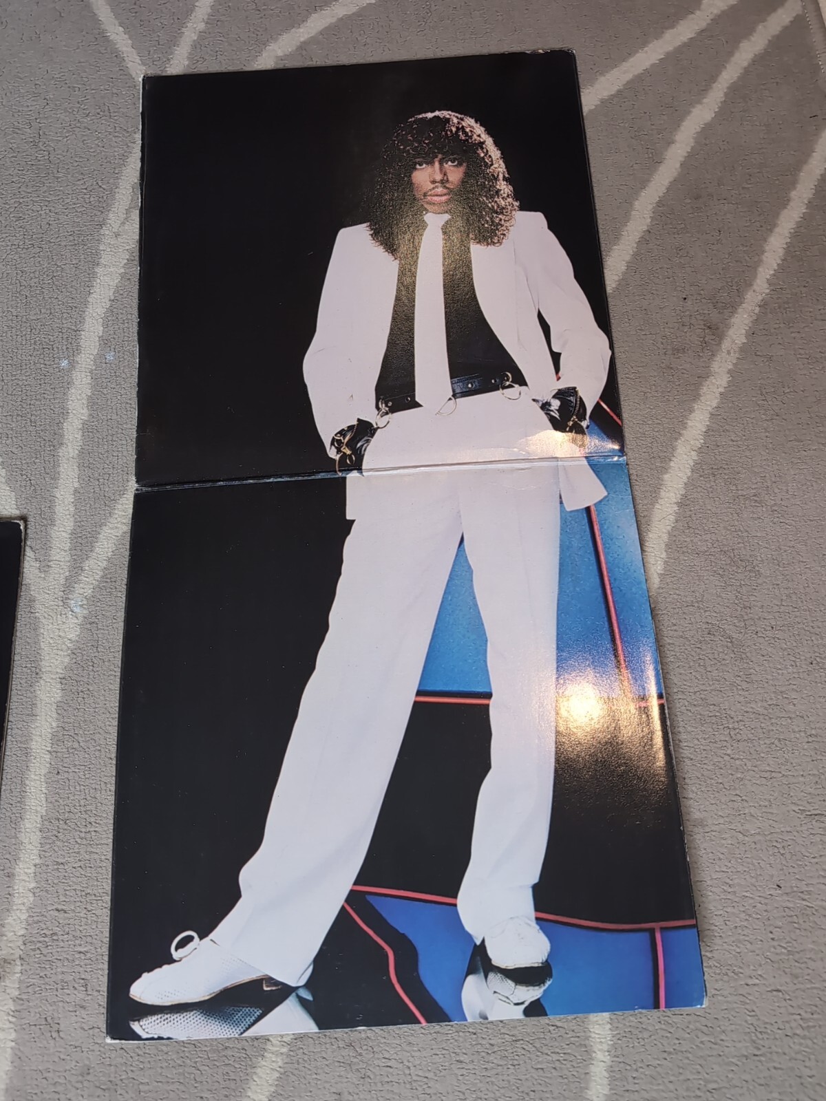 Picture 4 of 4