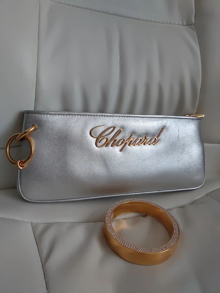 Bolso sin asas de cuero plateado Chopard brazalete brazalete pulsera cristal pavé Foto 4 de 4