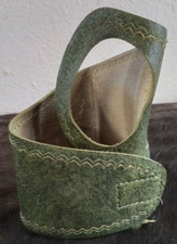 Vintage Wrist Guard -Small- Right Hand -dark green