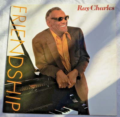 RAY CHARLES - FRIENDSHIP VINYL LP 1984 EX CONDITION (JOHNNY CASH, WILLIE NELSON)