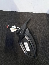 Retroviseur droit (ou coque) Peugeot 208