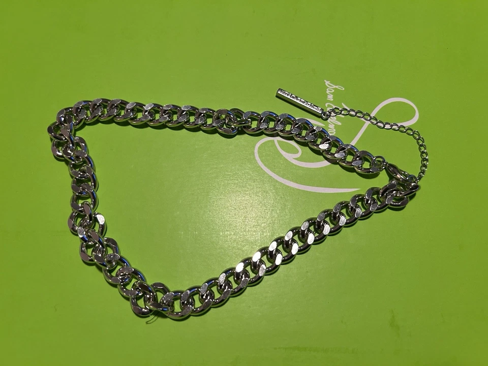 Eslabón de cadena de plata Michael Kors con collar de firma MK más collar extra Foto 2 de 4