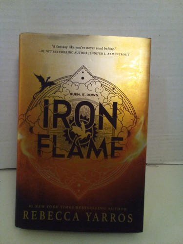 Iron Flame Rebecca Yarros Hardcover - Imagen 1 de 7