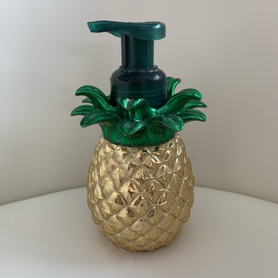 #ad Bath amp; Body Works Pineapple Foaming Hand Soap Dispenser $22.49