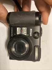 Nikon COOLPIX P5100 12.1MP Digital Camera - Black UNTESTED
