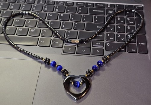 Hematite Necklace w/ Heart Pendant & Cobalt Blue Glass Beads Goldtone 24" - Picture 4 of 7