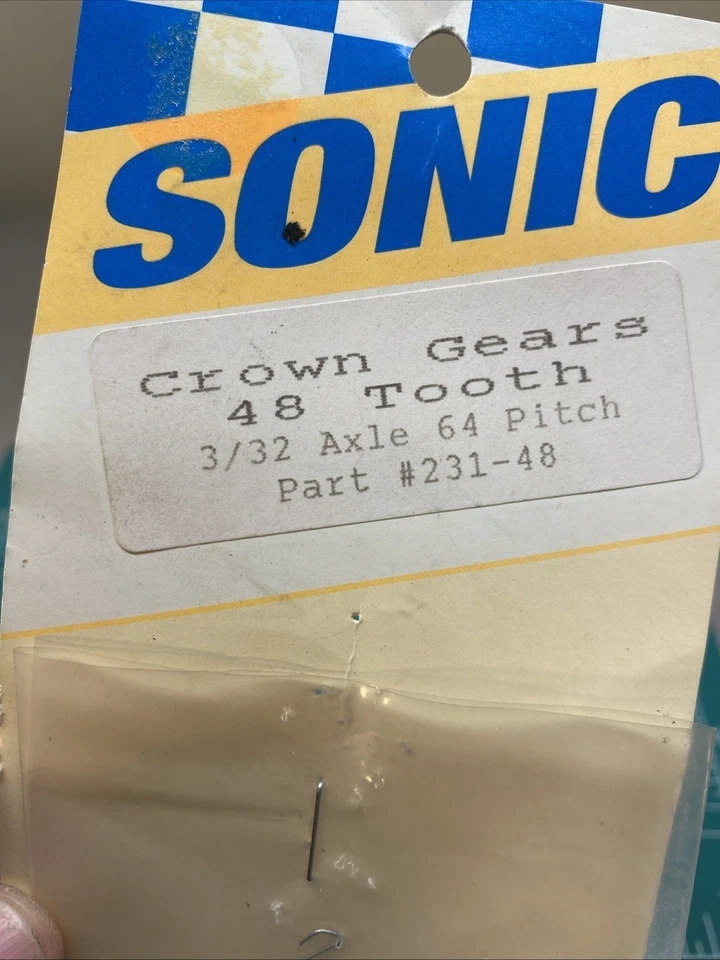 1 Sonic Slot Car Crown Gear 48 dientes 3/32 eje 64 P arrastre 1/24 1/32 Foto 2 de 3