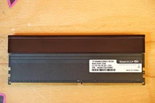 TeamGroup Xtreem ARGB T-Force DDR4 3200 8GB RAM (Stress Tested, Excellent Cond.)