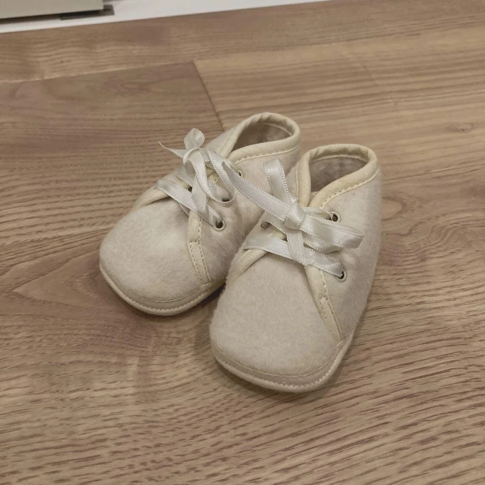 HERMES Bebé Primeros Zapatos Accesorio Color Blanco Patrón Caballo con Caja Almacenaje  Foto 2 de 4