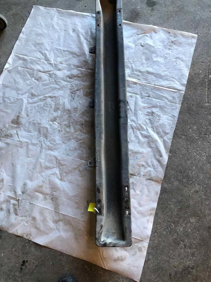 Barra de impacto de refuerzo cubierta parachoques trasero Hyundai XG350 2001-2003 sedán 3,5 L Foto 4 de 4