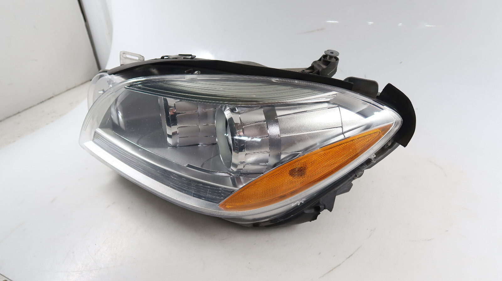 OEM 2012 2015 MercedesBenz ML350 Halogen Headlight (Left/Driver